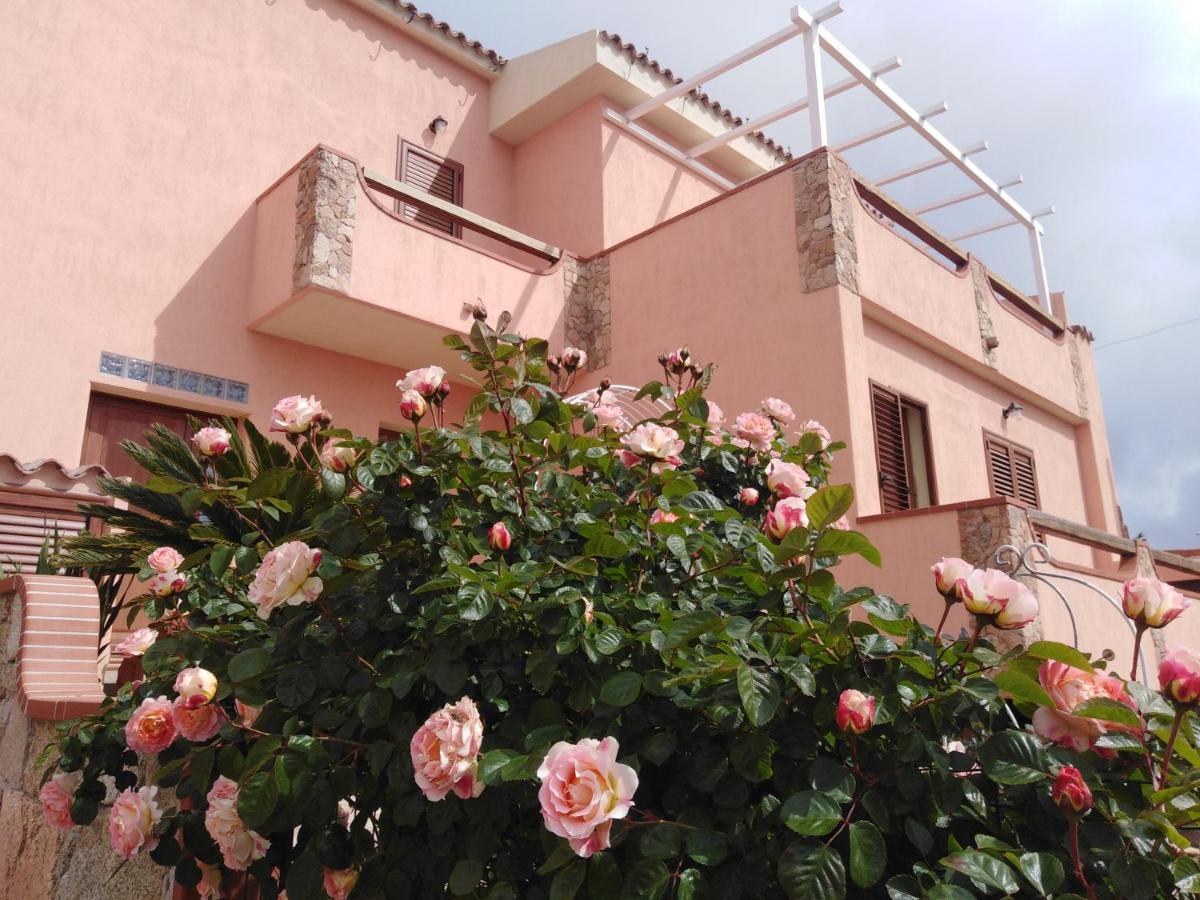 The Roses Garden Bed and Breakfast Λα Μανταλένα Εξωτερικό φωτογραφία